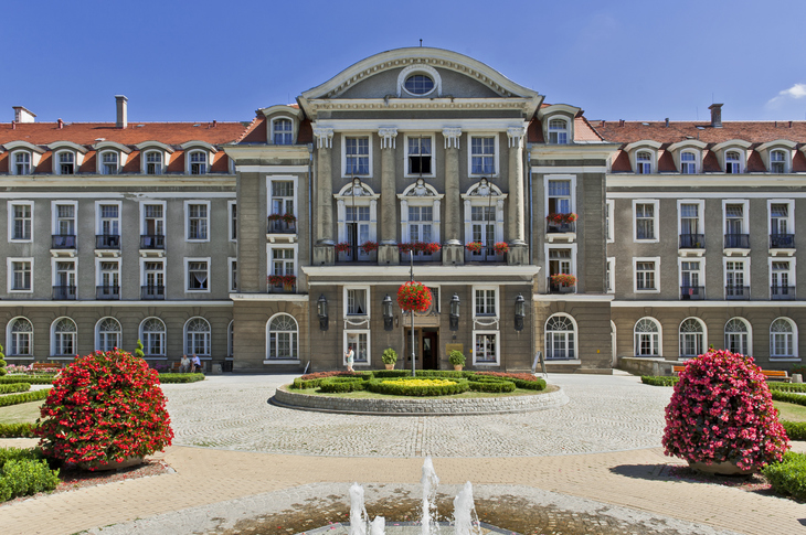 DOM ZDROJOWY - Sanatorium Uzdrowiskowe w Szczawnie-Zdroju